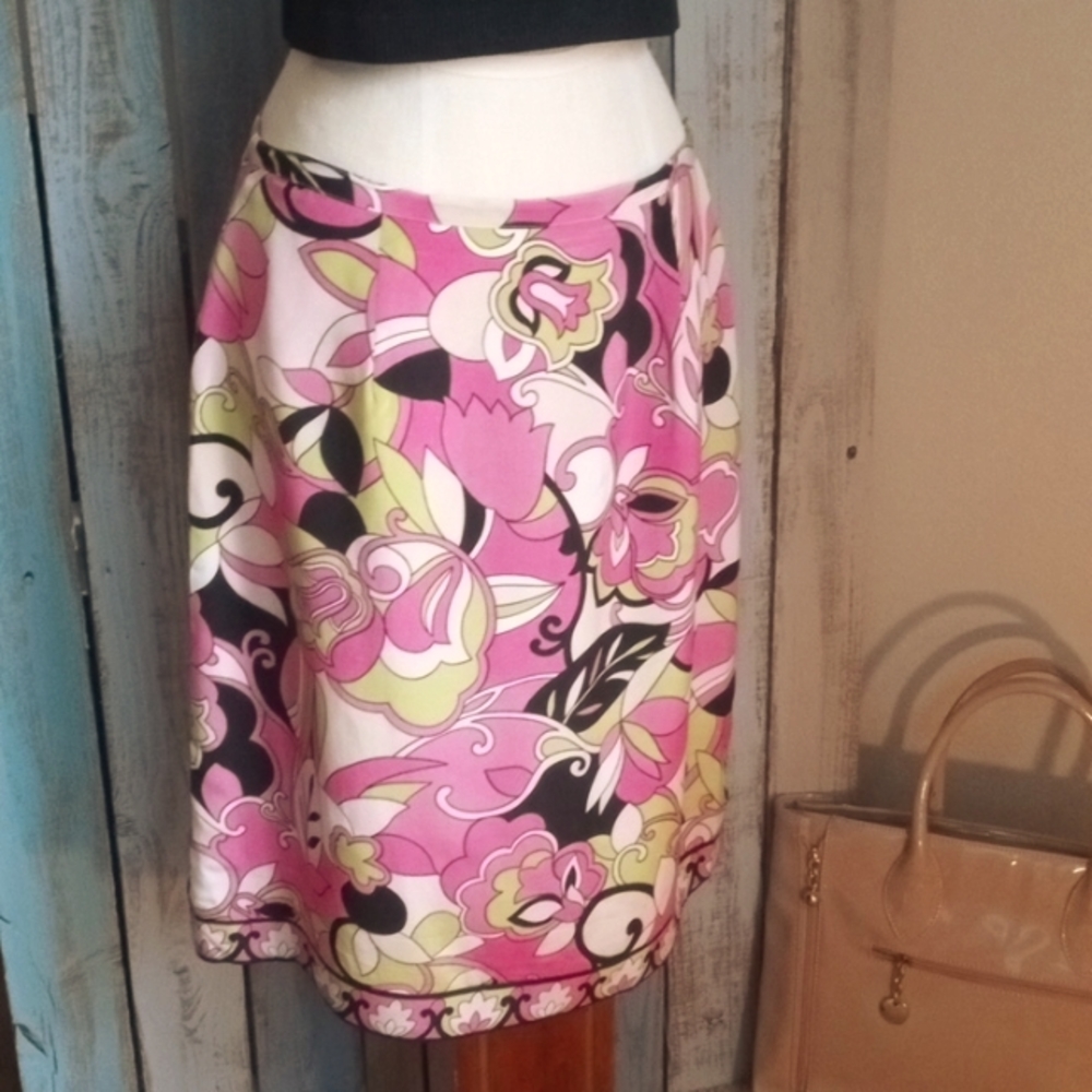 150 SILKLAND Pink, Green & Black Floral Skirt Sz 8